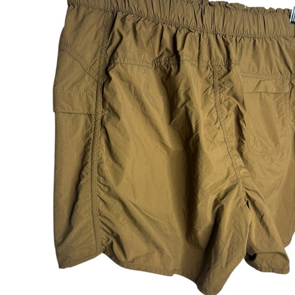 Free People Movement Active Running In The Wild Shorts Brown Green Size Large - Picture 8 of 12